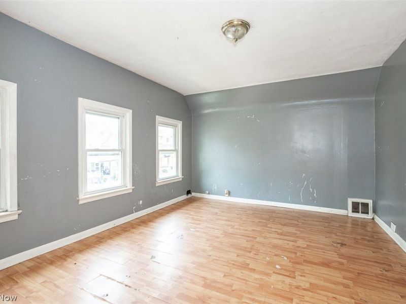 4507 Bridgeview Avenue, Newburgh Heights, OH 44105 Photo 24