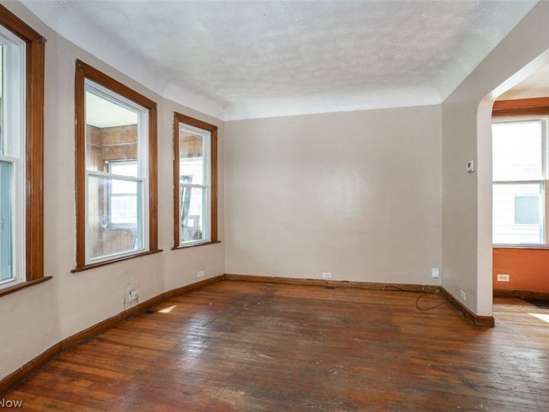4507 Bridgeview Avenue, Newburgh Heights, OH 44105 Photo 6