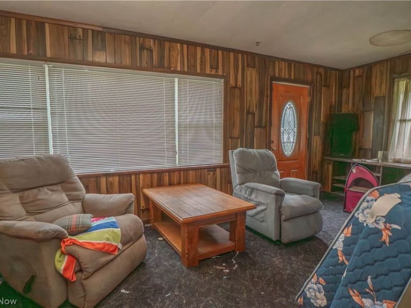 522 Massillon Road, Akron, OH 44306 Photo 3