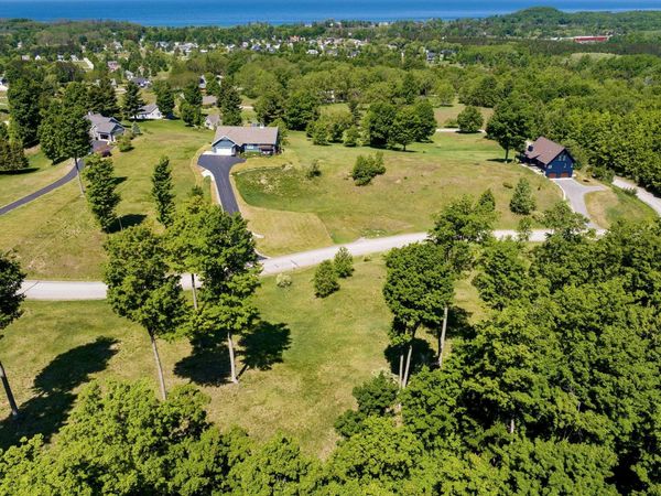 Sleepy Valley Drive W, Empire, MI 49630