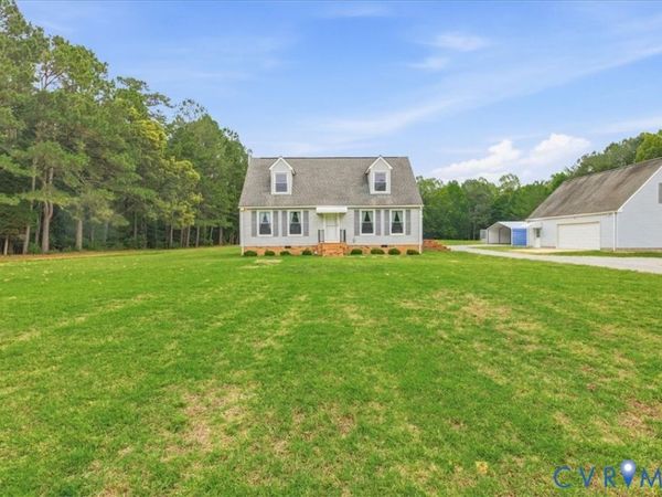 494 Spratley Mill Road, Dendron, VA 23839