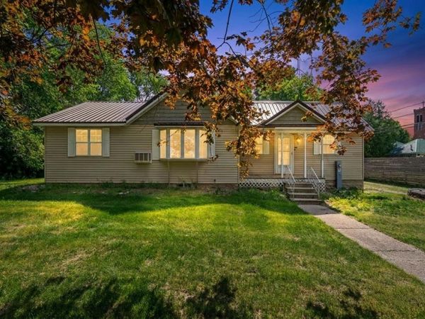 17 N 5TH STREET, Winneconne, WI 54986
