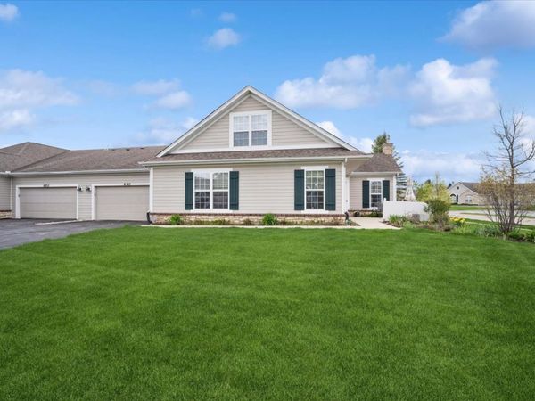 640 Schumann Street , Woodstock, IL 60098