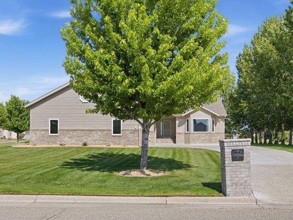 3653 N Sedona Court , West Fargo, ND 58078