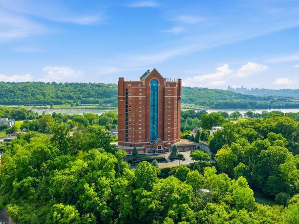 3435 Golden Avenue, Unit 901, Cincinnati, OH 45226
