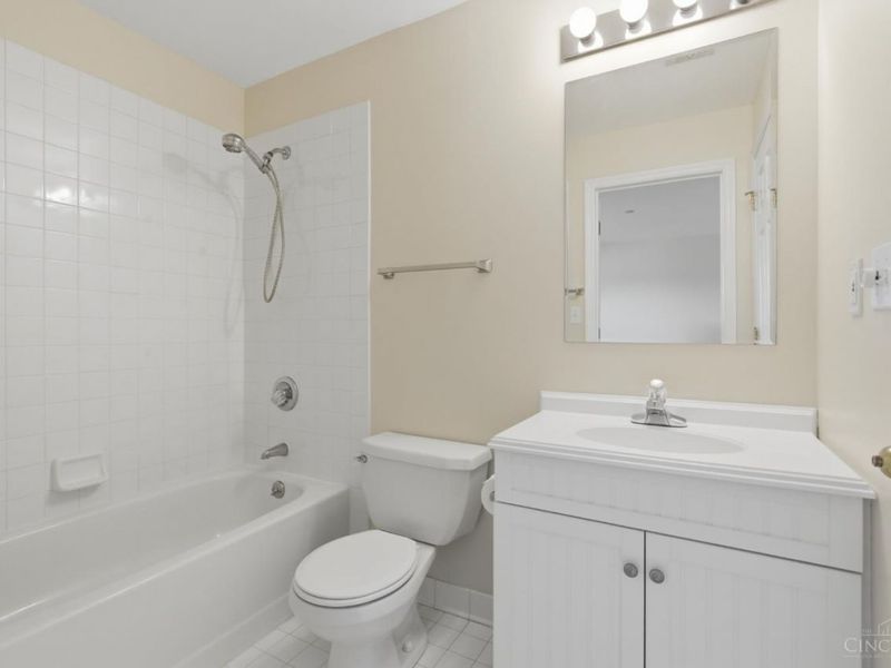 3435 Golden Avenue, Unit 901, Cincinnati, OH 45226 Photo 18
