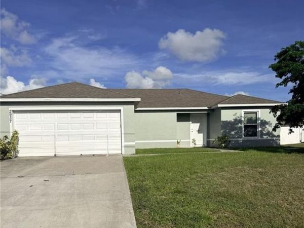 2937 SW Skyline Street, Port St Lucie, FL 34953
