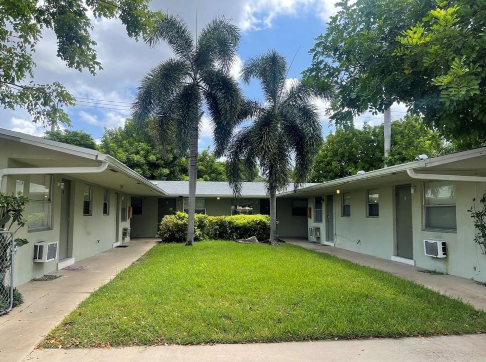 317 N 61st Terrace, Unit 1, Hollywood, FL 33024 Photo