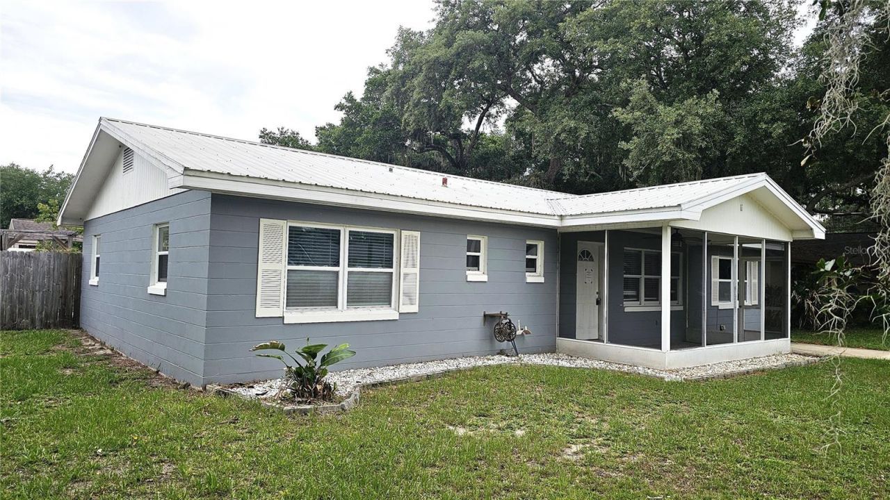 314 Woodland Drive , Eustis, FL 32726