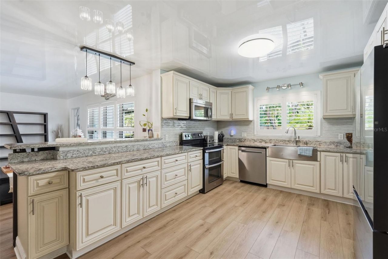 2900 Park Street N, Saint Petersburg, FL 33710 Photo