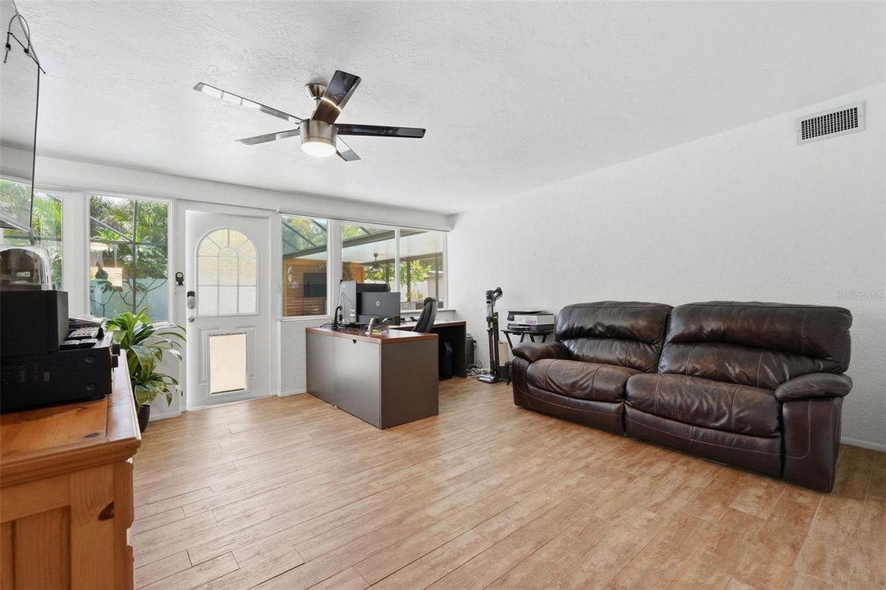 2900 Park Street N, Saint Petersburg, FL 33710 Photo
