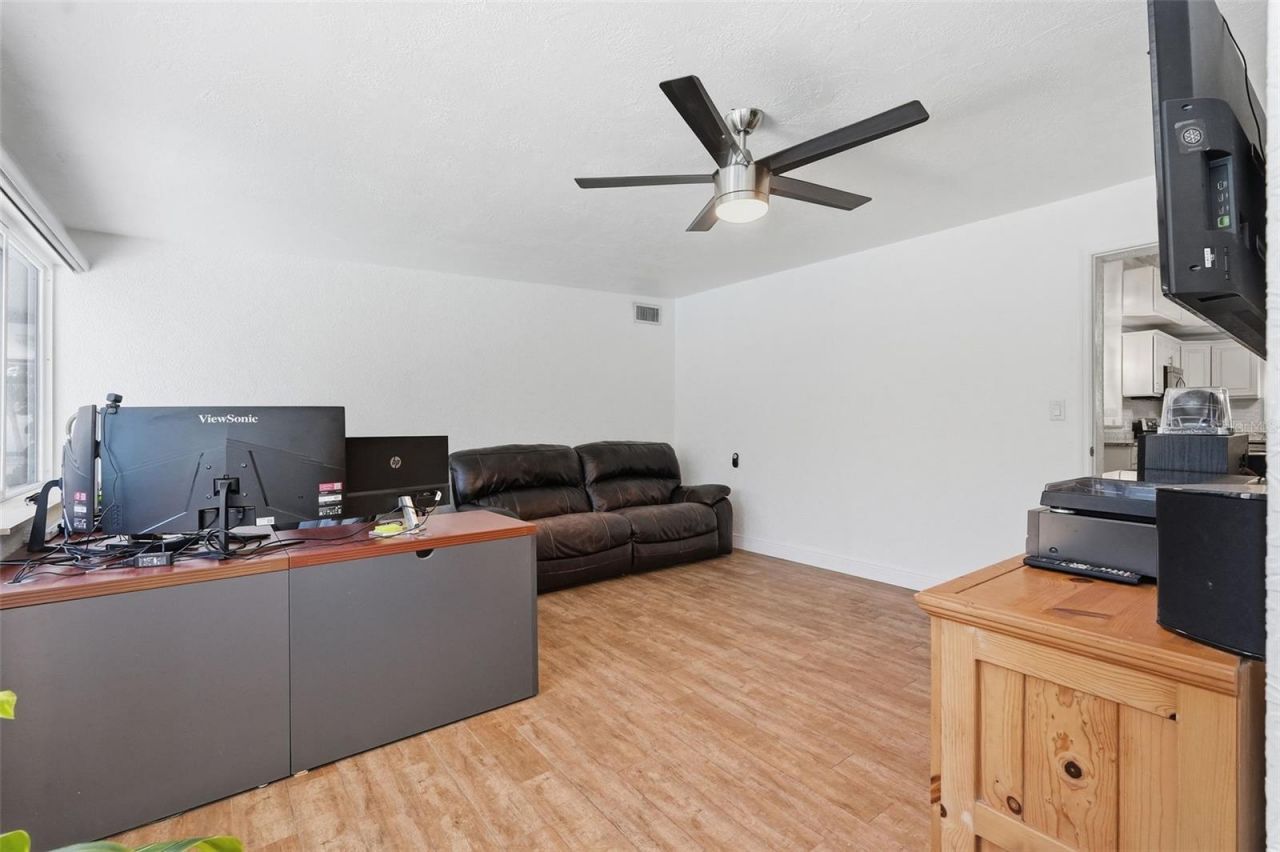 2900 Park Street N, Saint Petersburg, FL 33710 Photo