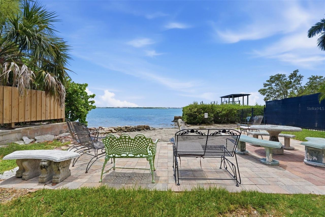 2900 Park Street N, Saint Petersburg, FL 33710 Photo