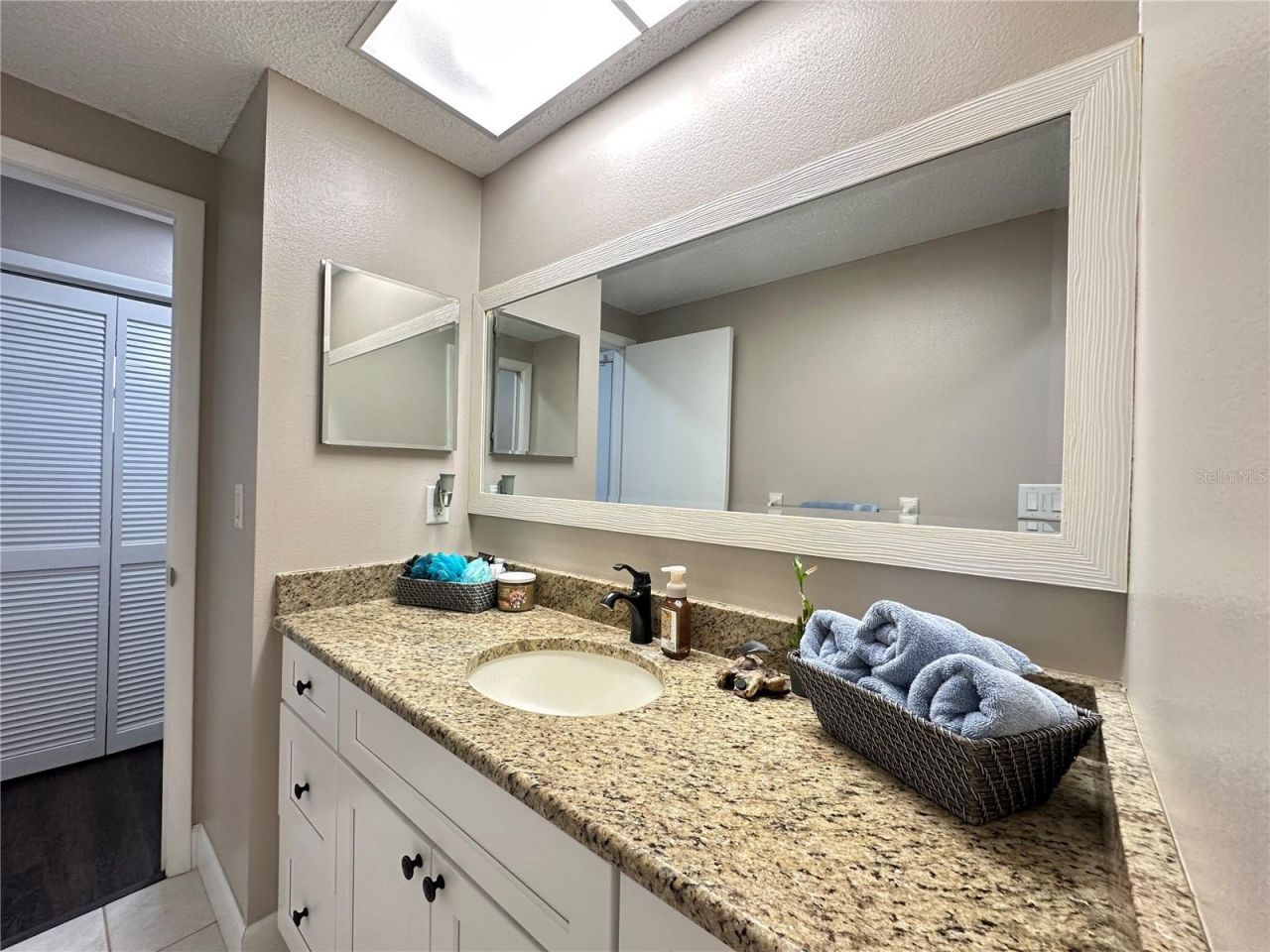 7800 Fairlawn Drive , Hudson, FL 34667 Photo