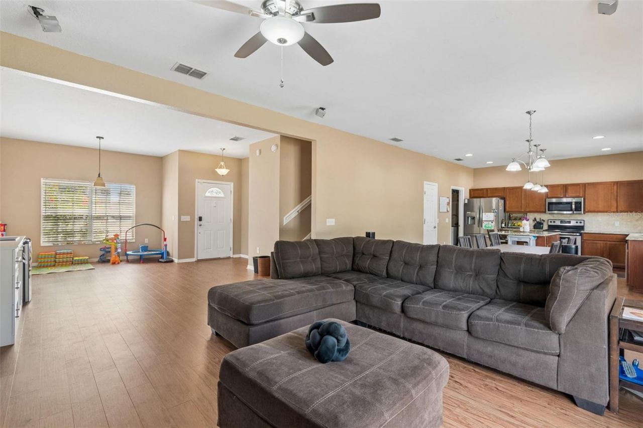 10620 Carloway Hills Drive , Wimauma, FL 33598 Photo