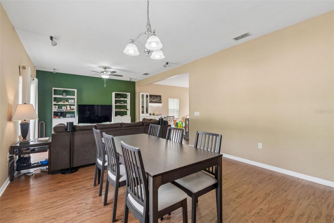 10620 Carloway Hills Drive , Wimauma, FL 33598 Photo