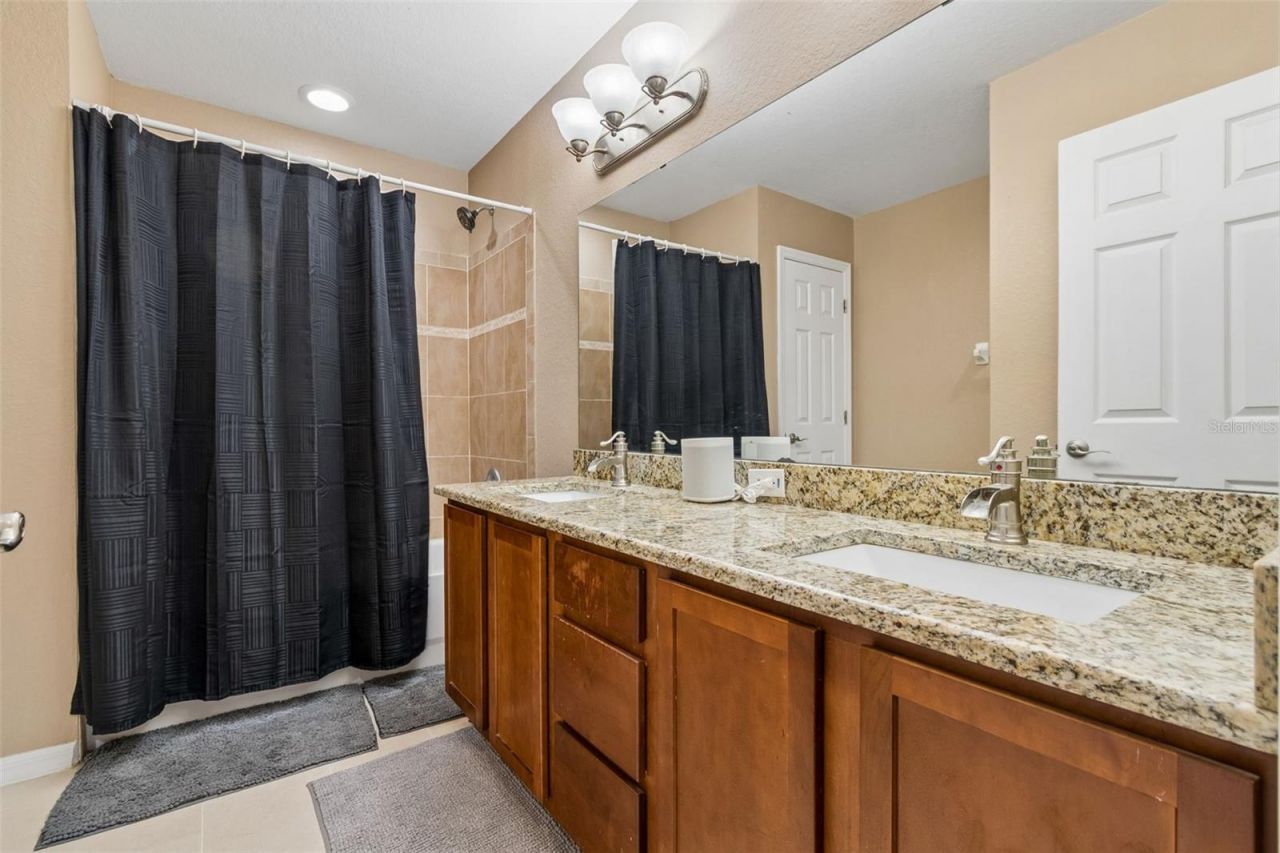 10620 Carloway Hills Drive , Wimauma, FL 33598 Photo