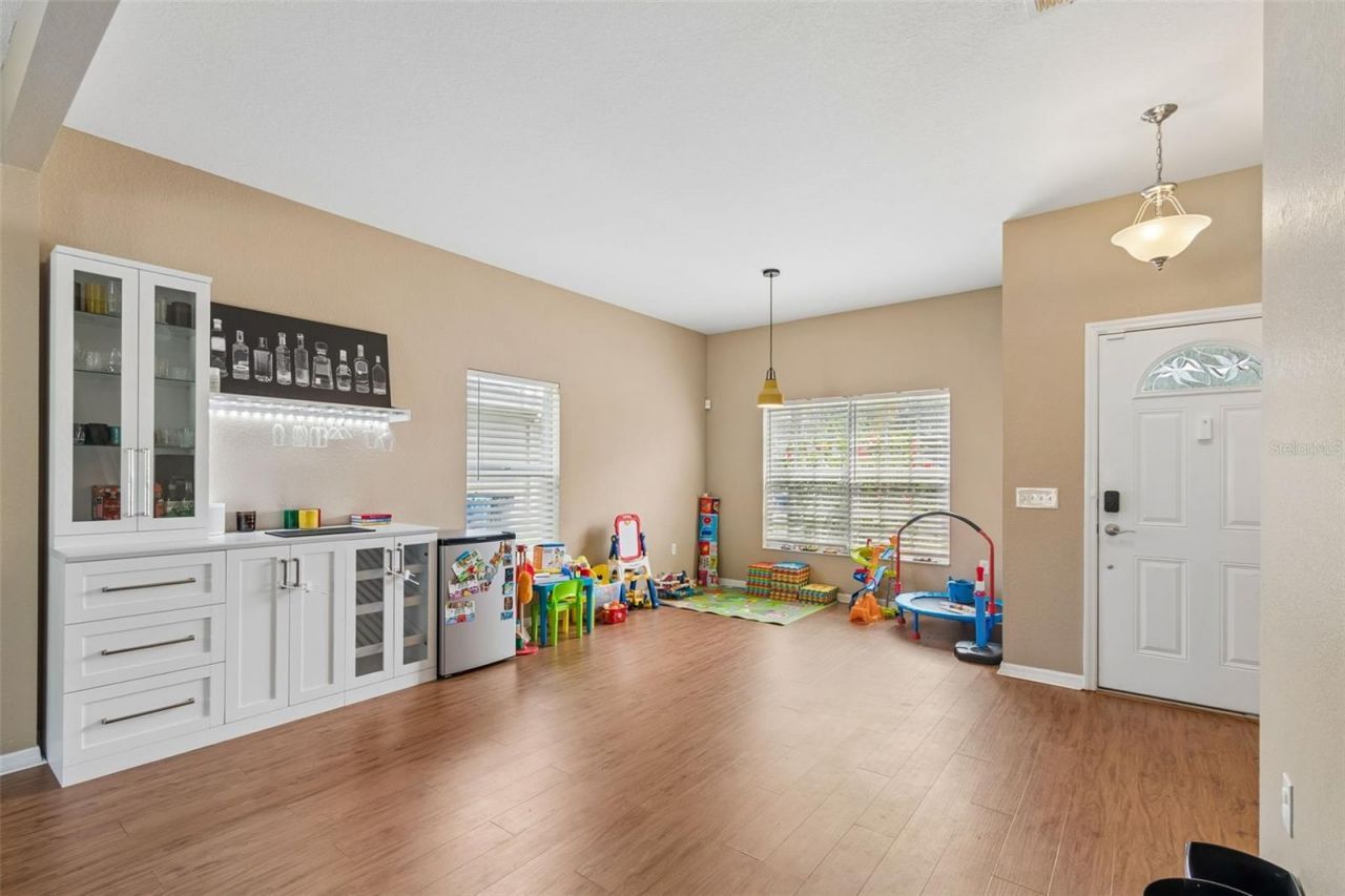 10620 Carloway Hills Drive , Wimauma, FL 33598 Photo