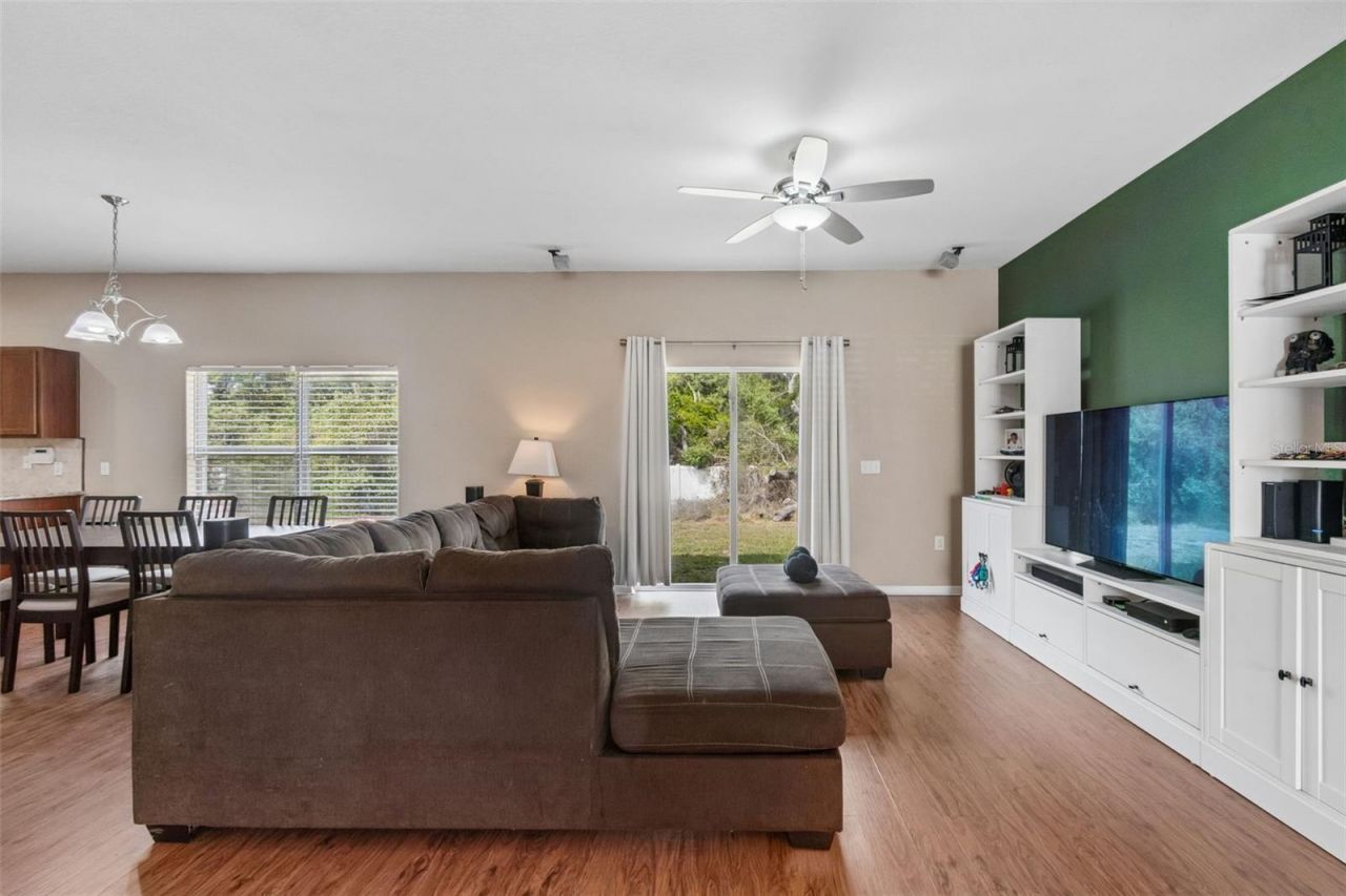 10620 Carloway Hills Drive , Wimauma, FL 33598 Photo