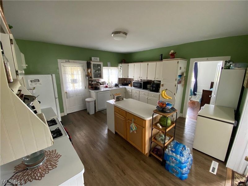 3819 E Aurora Road , Twinsburg, OH 44087 Photo 2