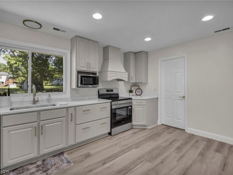 9794 Meldon Drive , Streetsboro, OH 44241 Photo 12