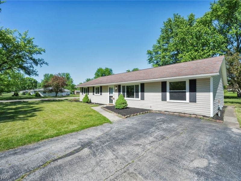 9794 Meldon Drive , Streetsboro, OH 44241 Photo 2