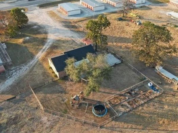 2225 S Main Street , Jay, OK 74346