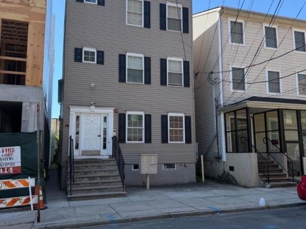 118 Bayard St, New Brunswick, NJ 08901