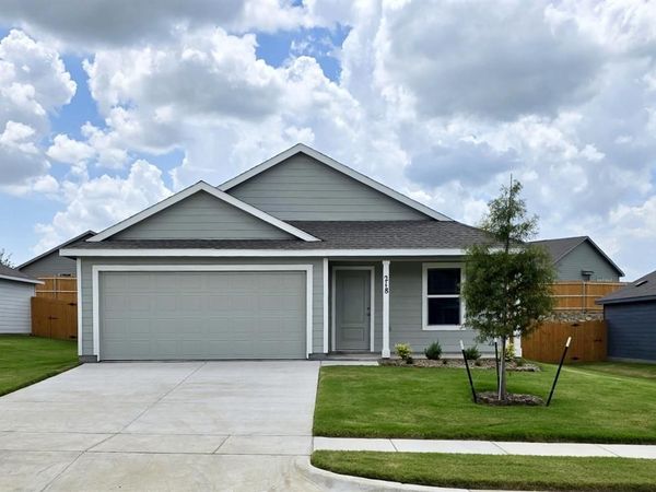 218 Hidden Meadows Drive, Sherman, TX 75092