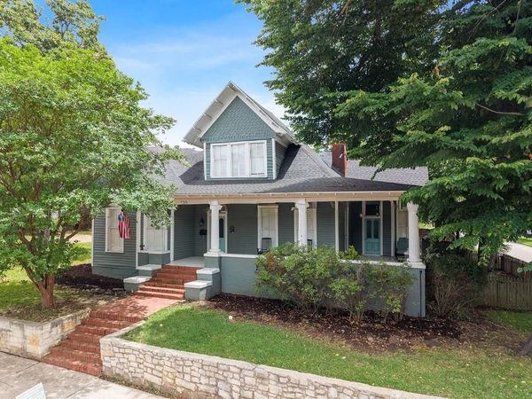 526 W Houston Street , Tyler, TX 75702