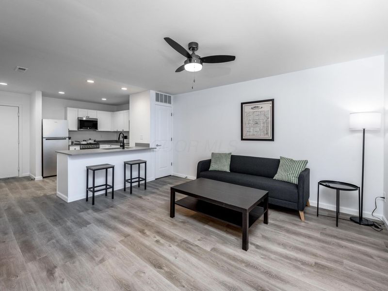 62 S Main Street , Unit 8, Johnstown, OH 43031 Photo 5