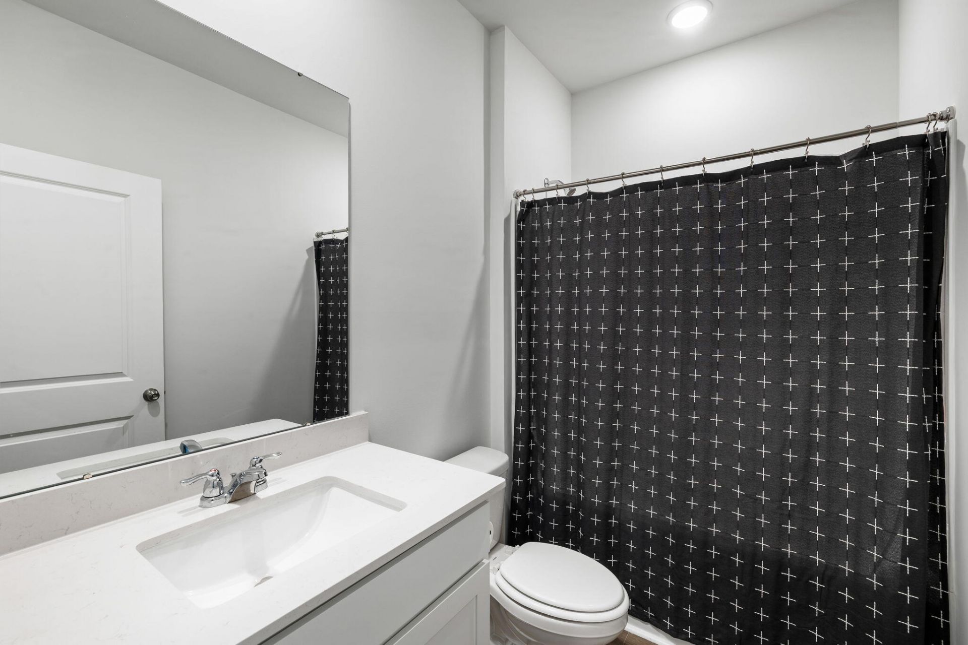 732 Meadowbrook Lane Photo 7