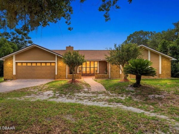 2322 Matthew Circle, Deltona, FL 32738