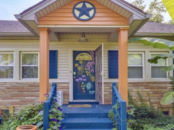 105 McGavock Pike , Nashville, TN 37214