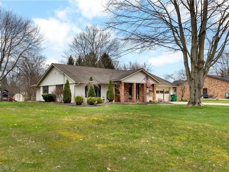 391 Kathleen Drive , Jefferson, OH 44047 Photo 3