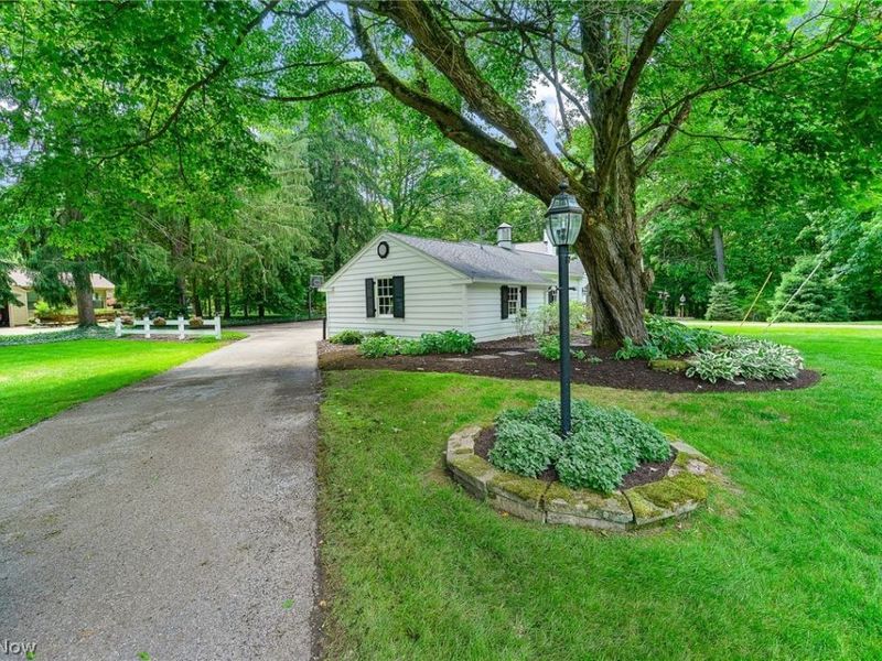 40 Redfern Drive, Youngstown, OH 44505 Photo 5