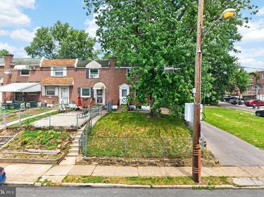 801 TAYLOR DRIVE, FOLCROFT, PA 19032