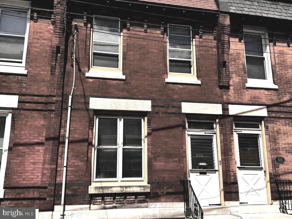 836 N Beechwood Street, Philadelphia, PA 19130 Main Photo