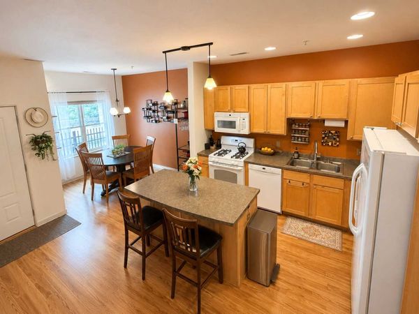 2900 11th Avenue S, Unit 1009, Minneapolis, MN 55407