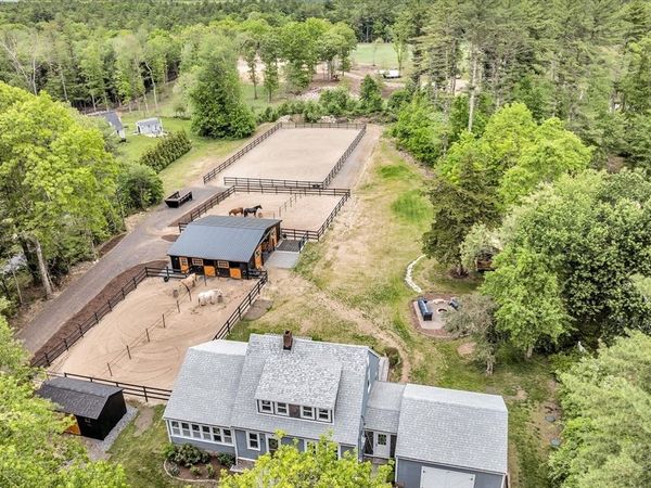 60 Benson St, Middleboro, MA 02346