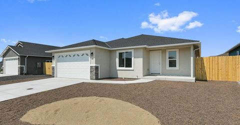 954 Kathryn Court, Fernley, NV 89408 Photo