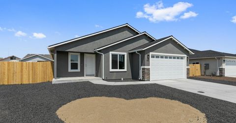 954 Kathryn Court, Fernley, NV 89408 Photo