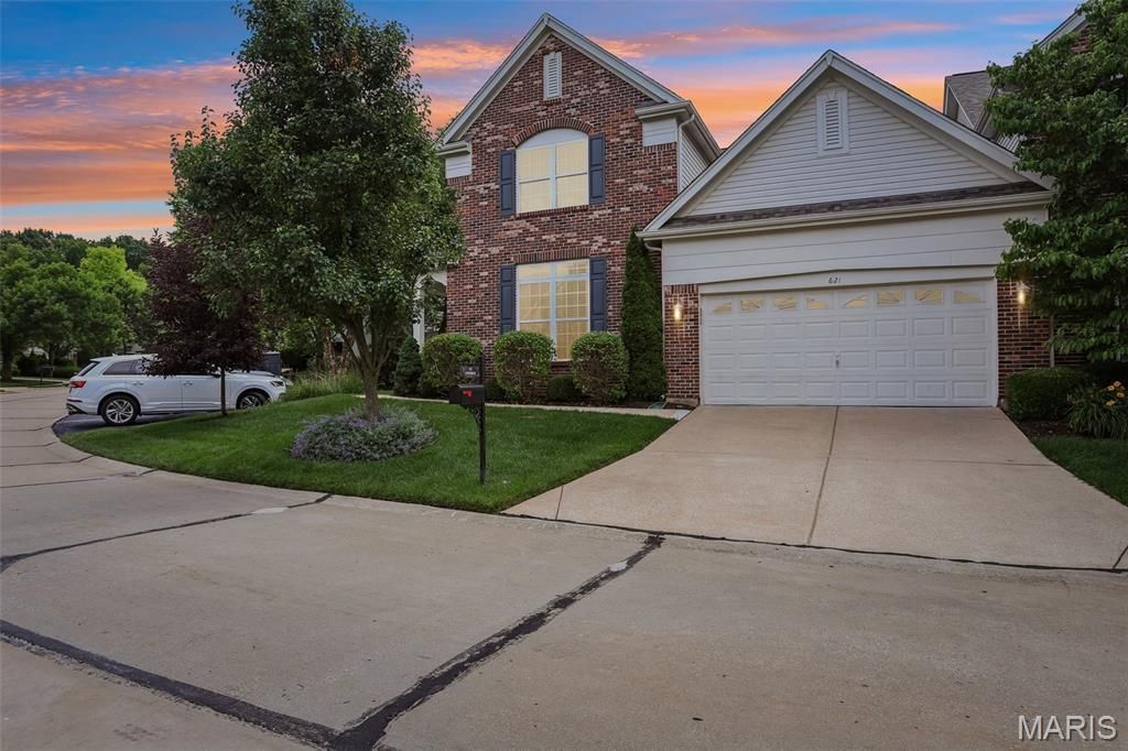 621 Stonebrook Court, Chesterfield, MO 63005 Main Photo
