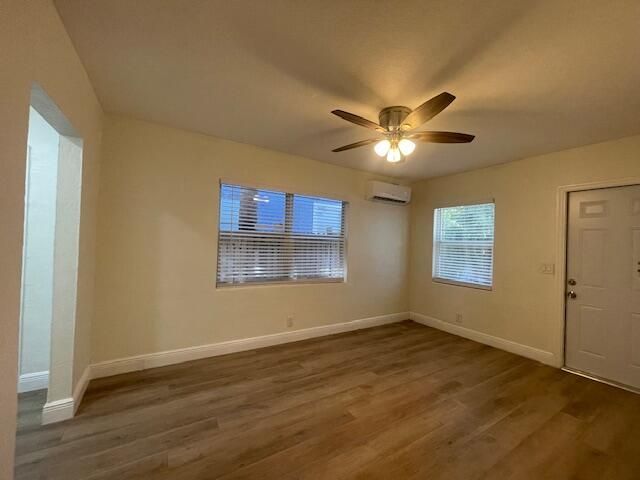 304 N Tamarind Avenue, West Palm Beach, FL 33401 Photo