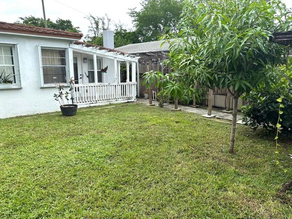 31 SW 10th Street, Unit 1, Dania Beach, FL 33004