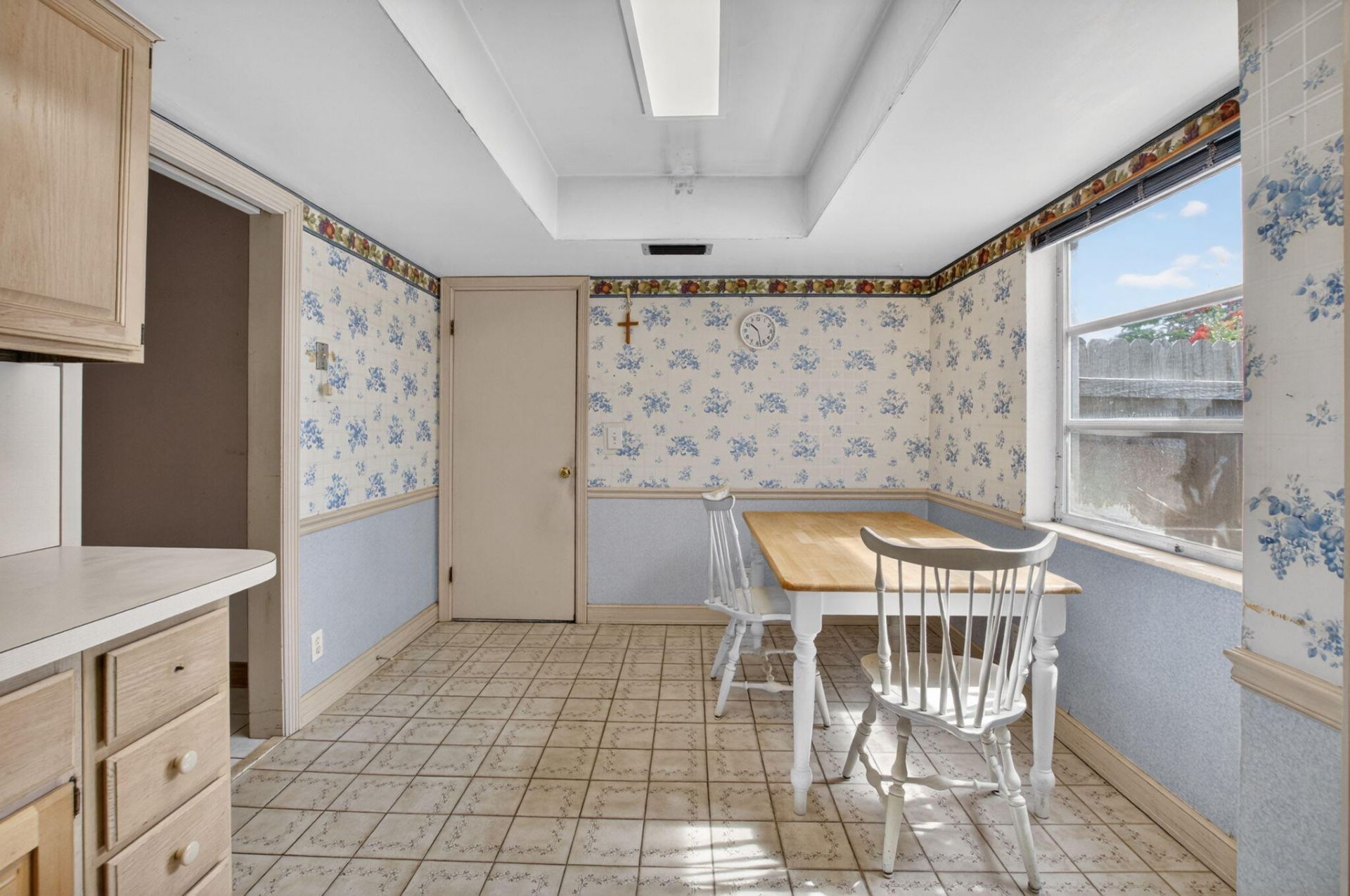 1370 SW 27th Place, Boynton Beach, FL 33426 Photo