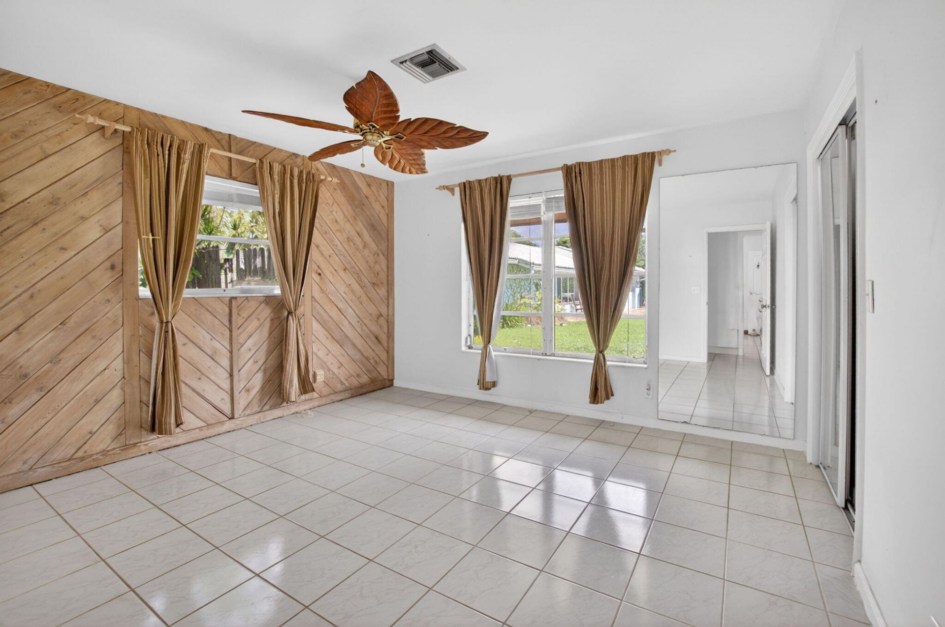 1370 SW 27th Place, Boynton Beach, FL 33426 Photo