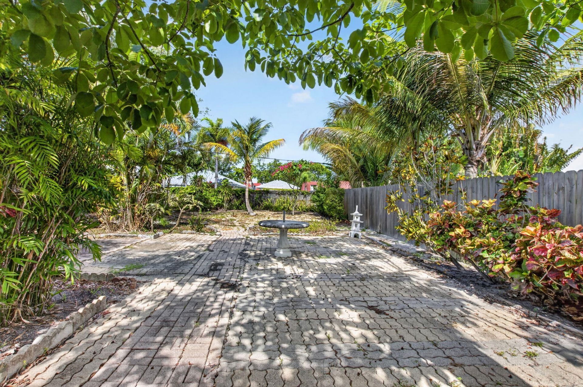 1370 SW 27th Place, Boynton Beach, FL 33426 Photo