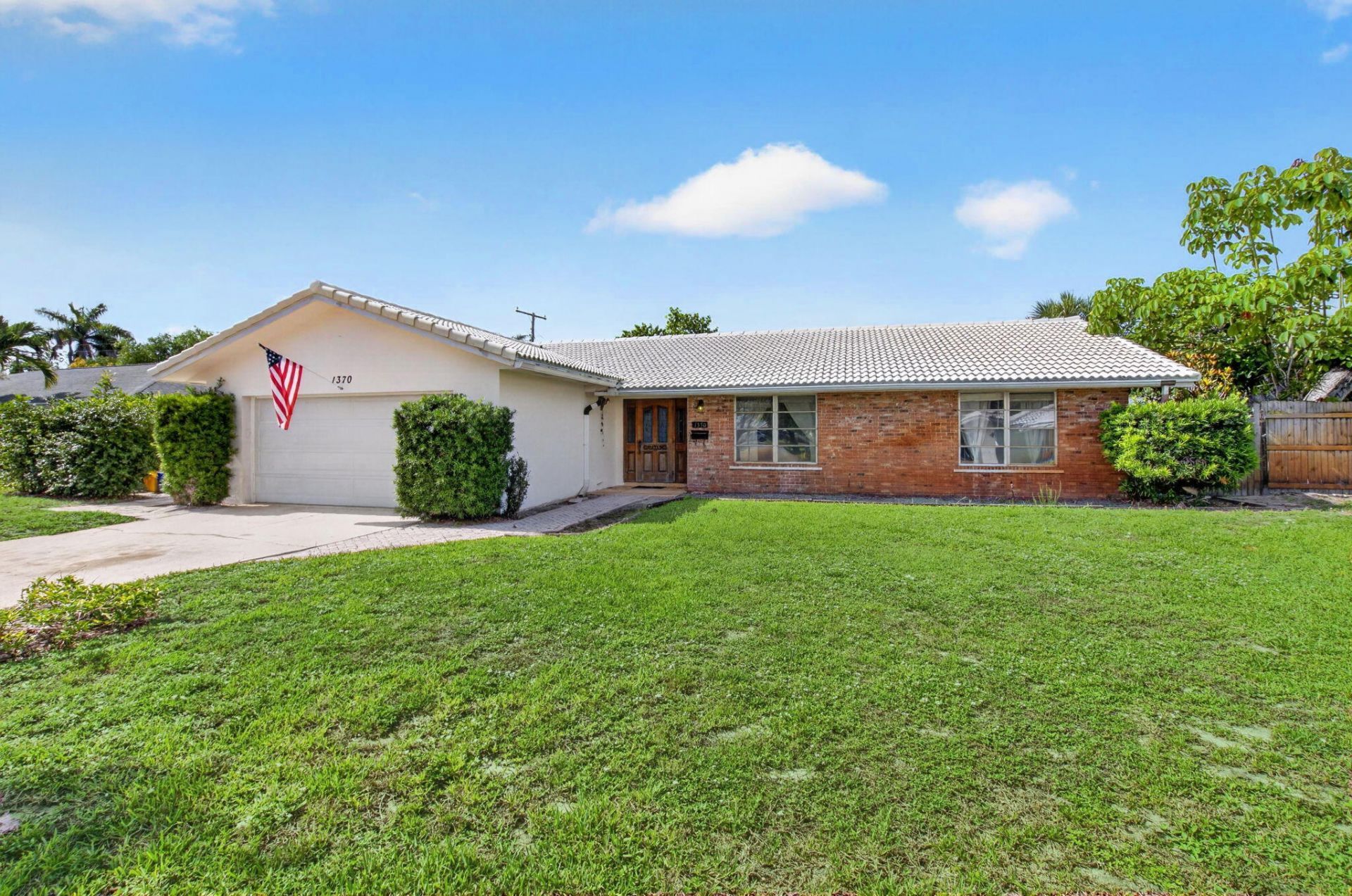 1370 SW 27th Place, Boynton Beach, FL 33426 Photo