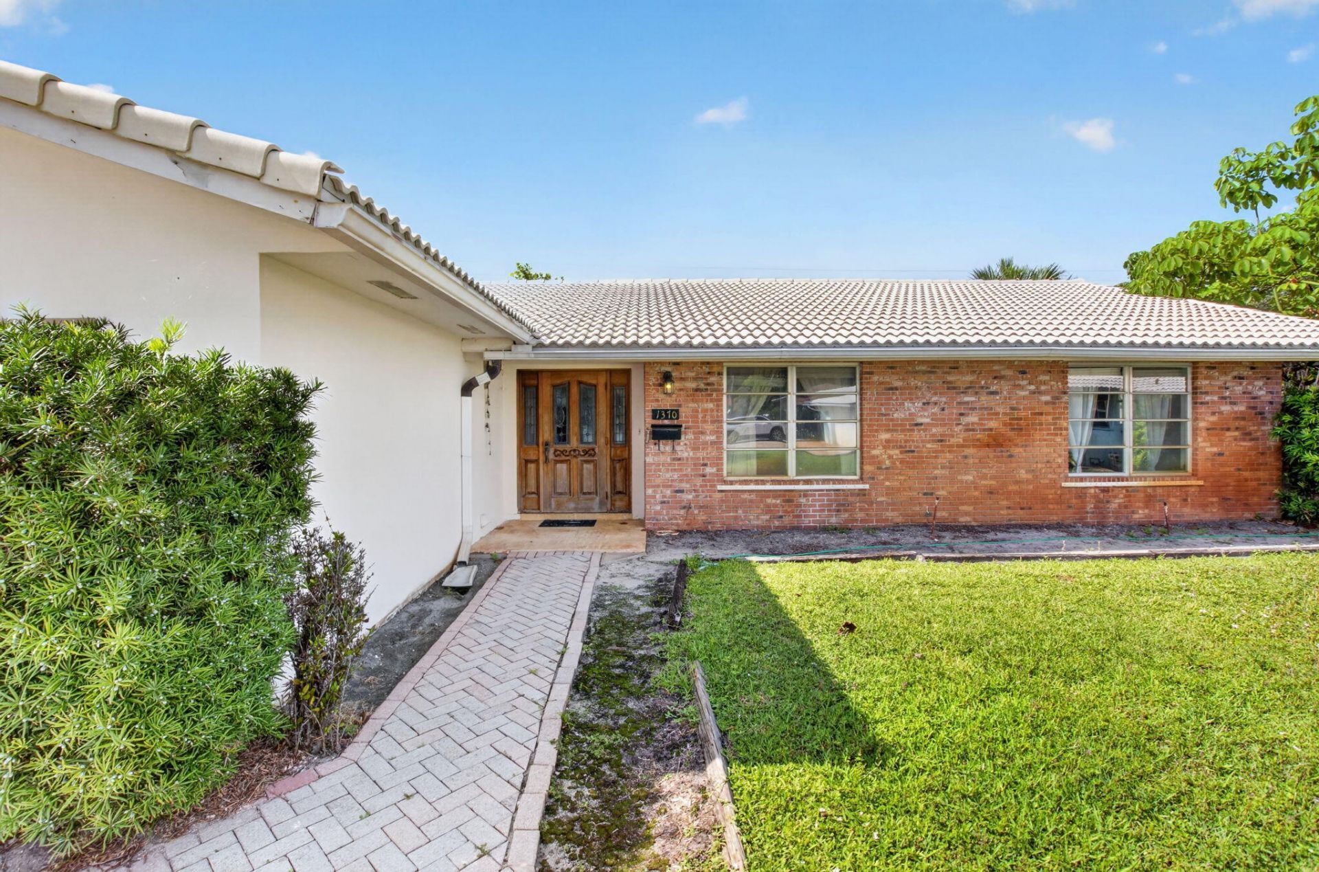 1370 SW 27th Place, Boynton Beach, FL 33426 Photo